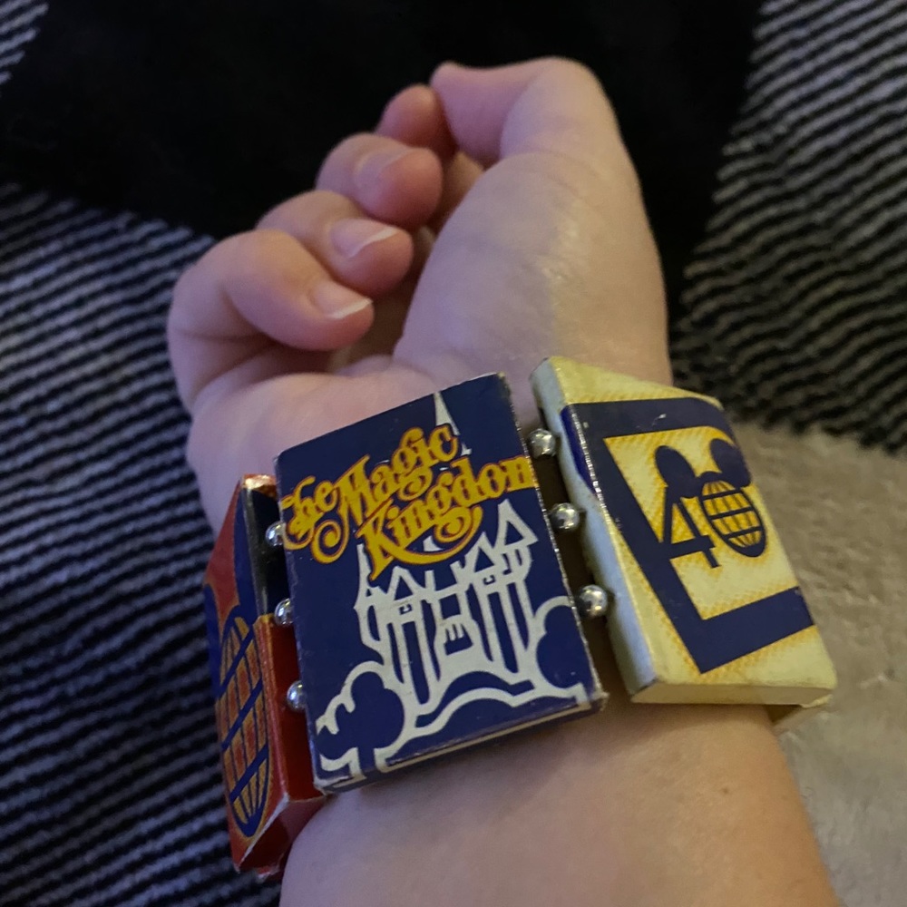 Rare 40th   Walt Disney World wooden bracelet - Picture 4 of 4